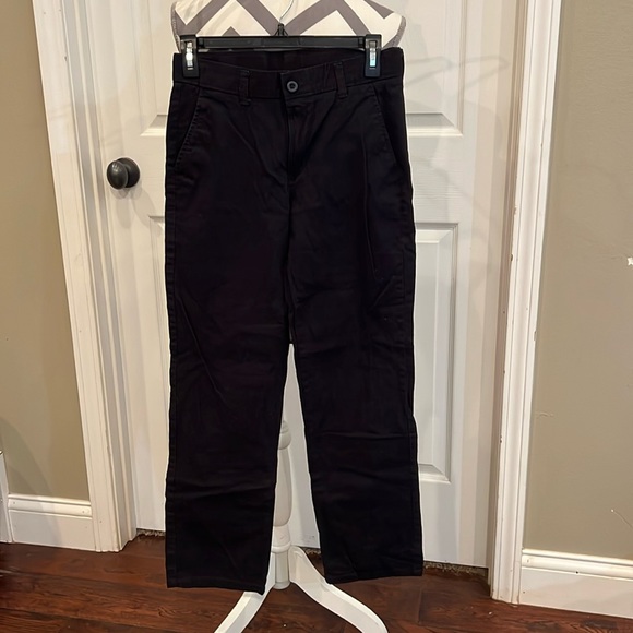 IZOD boy flat front adjustable waist, size 18 - Picture 1 of 3